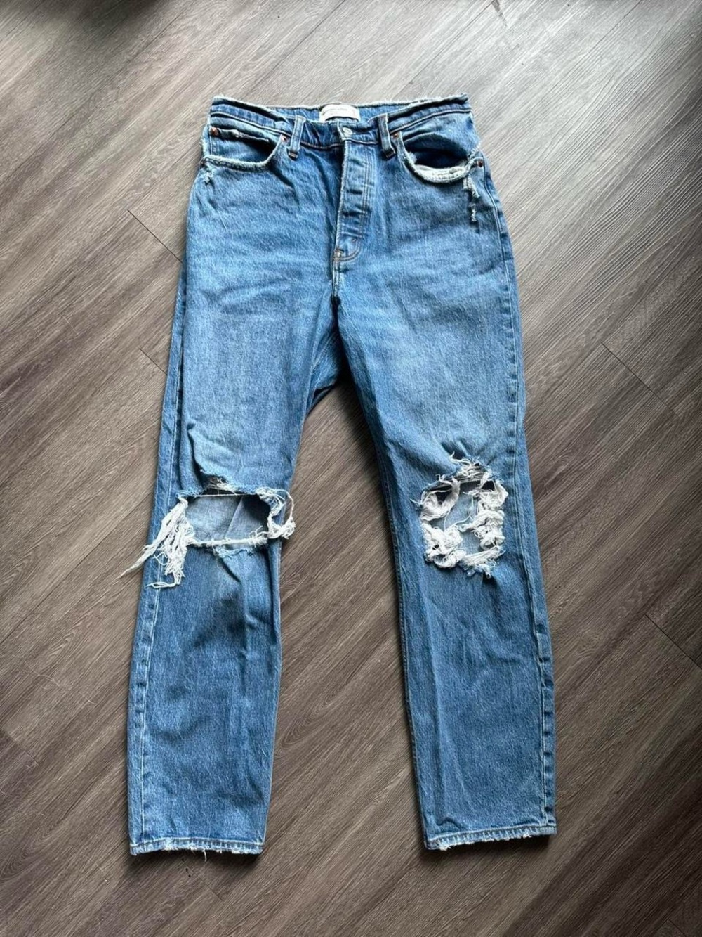 Abercrombie & Fitch "The Dad" High Rise Ripped Jeans - Picture 2 of 6